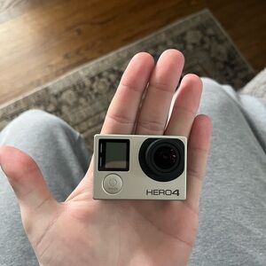 GoPro HERO4 Silver Action Camera
